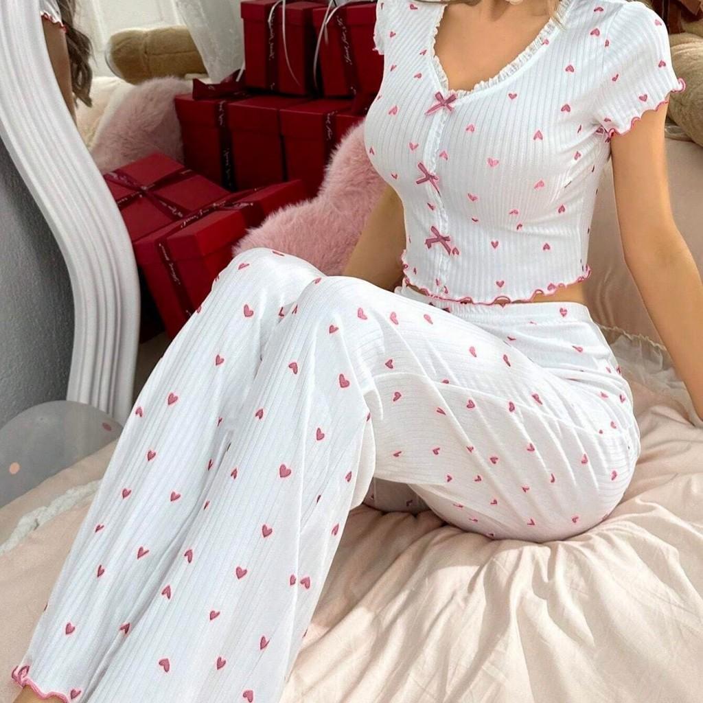 Romantic Heart Print Pajama Set For Women With Breathable Polyester Fabric For Casual Sleepwear And Lounging