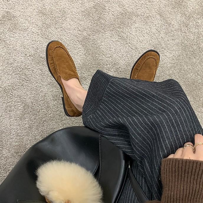 Super soft lambskin loafers women's genuine leather retro not tired feet soft sole flat sole single shoes one pedal lazy small leather shoes