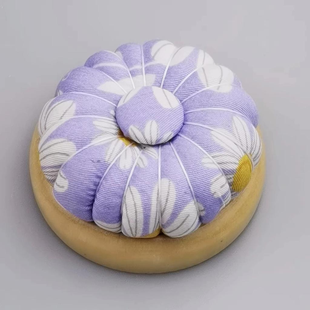 1pc Pumpkin Magnetic Needle Pin Cushion Holder Wooden Pincushions Pin Pumpkin Pincushions Needle Cushion DIY Crafts