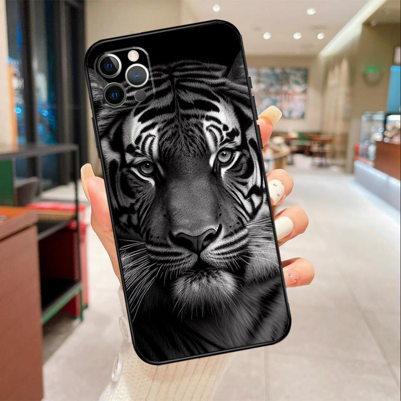 Animal Lion Tiger Phone Case For iPhone 17 Air 16 14 13 11 15 Pro Max mini 15 16 Plus 16e Protective Cover