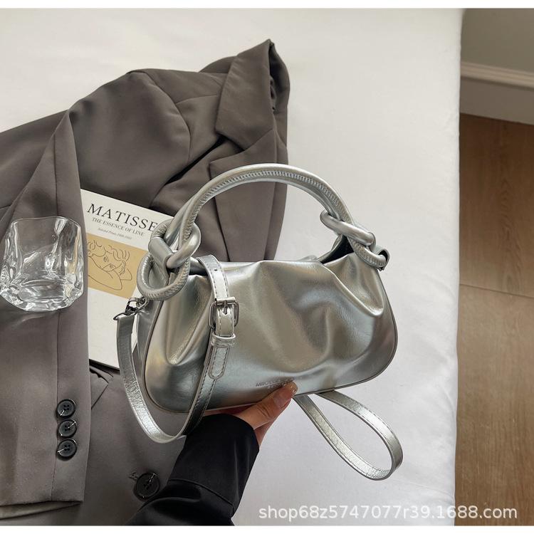 Premium foreign style portable small bag women's 2025 new fashion versatile pleated shoulder bag commuter messenger bag