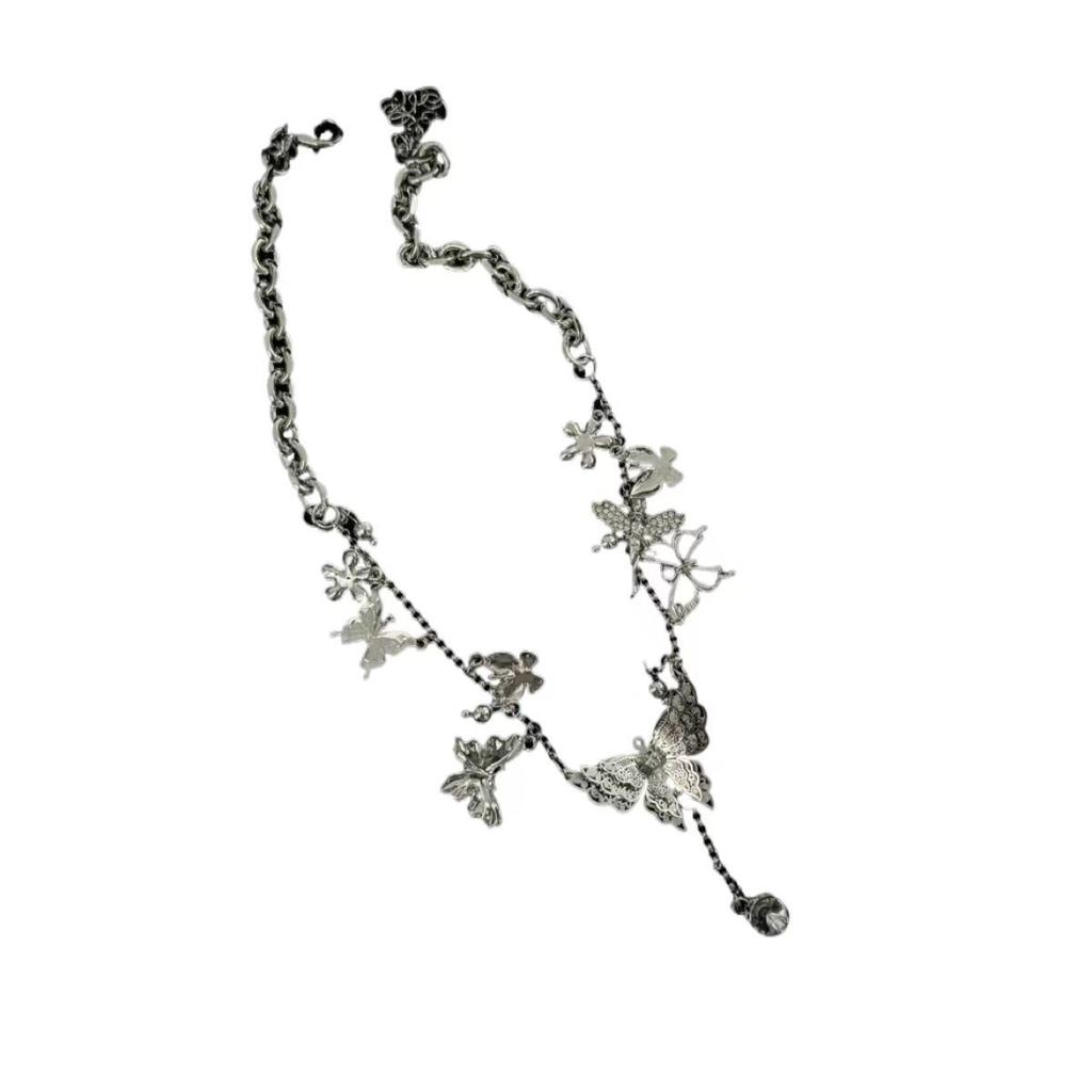 Spice Girl Mechanical Butterfly Necklace Retro Heavy Industry Collarbone Chain Medieval Niche Hollow Metal Neck Chain Light Luxury Jewelry Tide