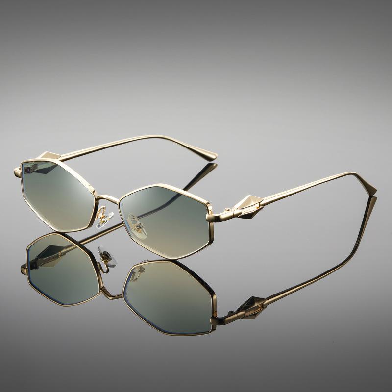 Rhombus Small Frame Women'S Color-Changing Sunglasses Fashion Personalized Street Shot Uv-Proof Sunglasses