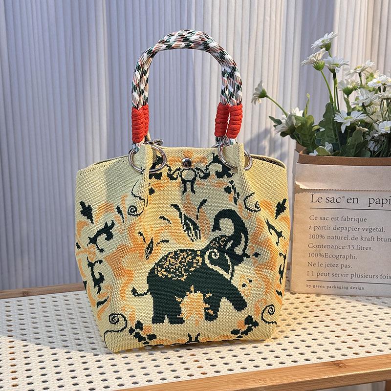 Southeast Asia Trendy Knitted Buckle Handbag - Large Capacity Commuter Tote
