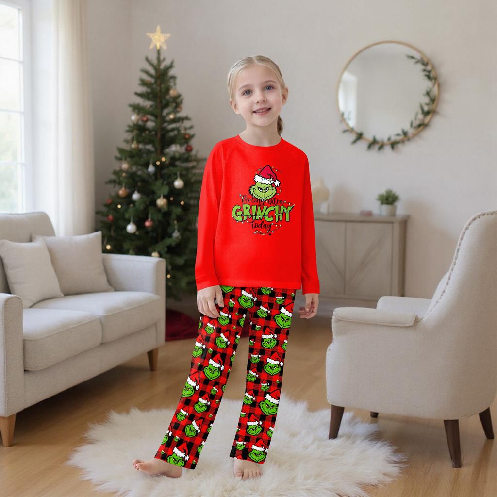 Passende Familiensets mit Weihnachtsmotiven, Langarmshirts und Hosen