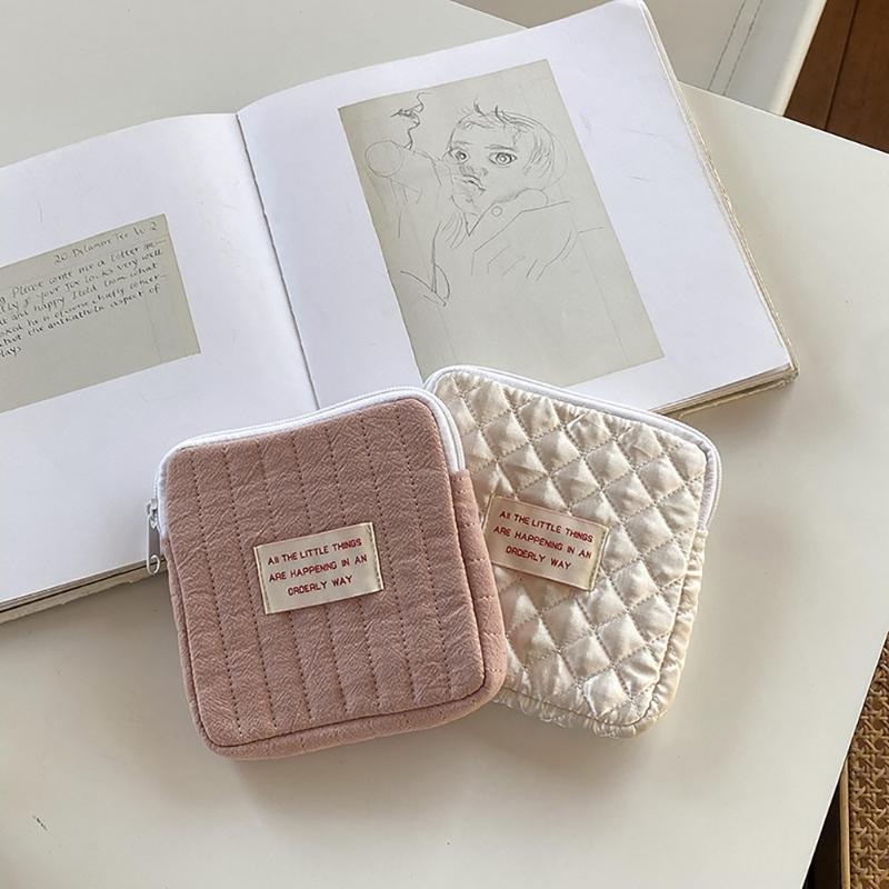 Korean Sanitary Napkin Storage Bags Large Capacity Girls Cartoon Physiological Period Tampon Organizer Bag for Women