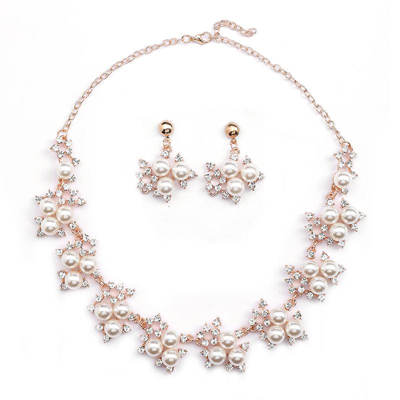 Conjunto de colar de pérolas de nicho elegante europeu e americano de luxo leve para mulheres, liga com galvanoplastia, acessórios para vestido de noiva, feminino sênior
