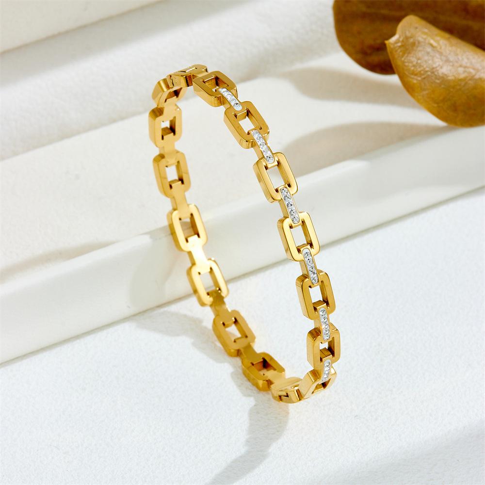 2026 Fashion Square Women's Bracelet with Diamond Buckle Fashion Bracelet Cross-border Jewelry Light Luxury Temperament