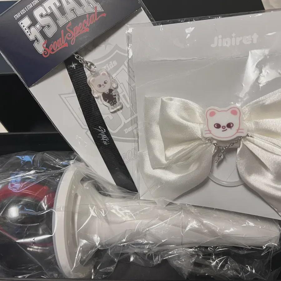 

Straykids Компас Стикс 2+поколение Ремни, Ленты Оптом