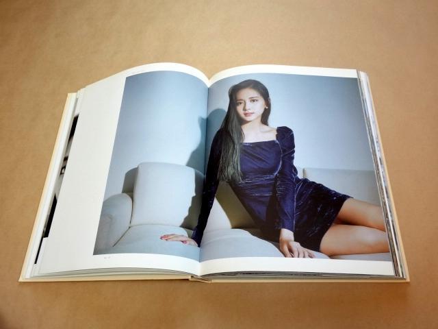 [USED] TWICE Tzuyu Photobook Yes, I am Tzuyu Peach ver.
