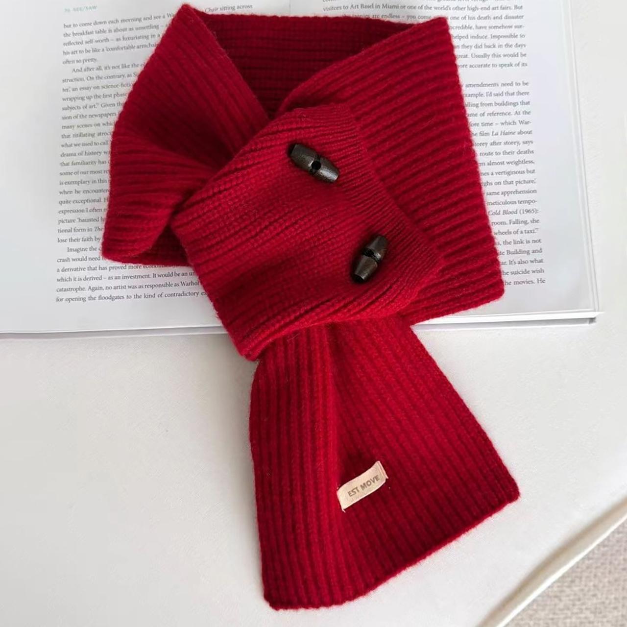 

Women Solid Color Knitted Short Scarf Horn Button Cross Neck Warmer Collar Korean Girl Chic Windproof Snood Neckerchief червоний