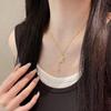 Nickel Silver Plated Crushed Ice Golden Horse Tassel Necklace: Zodiac Year of the Horse, High-End Feel.