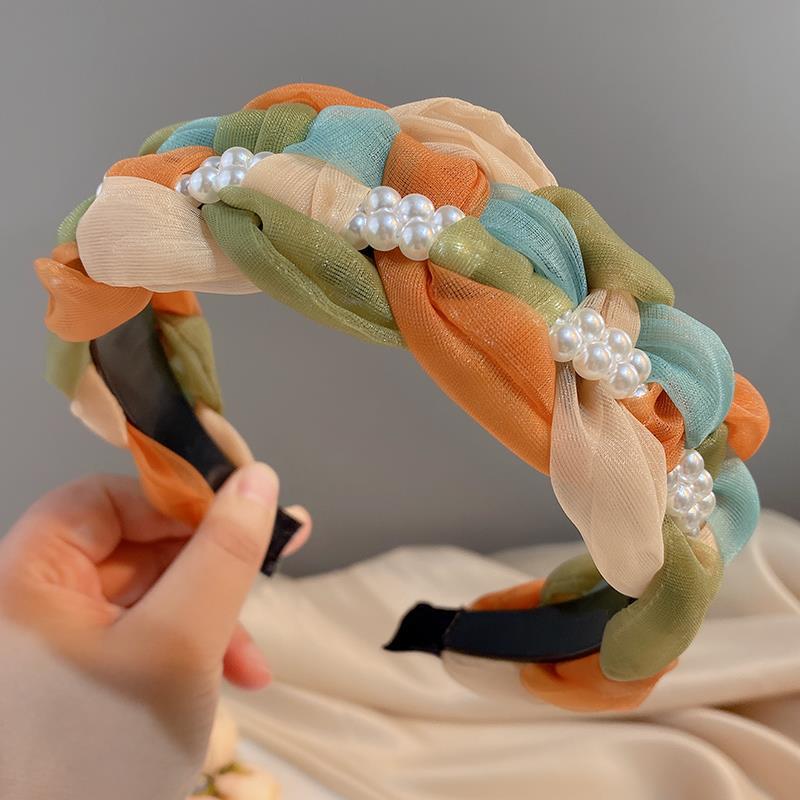 Toothed Anti-Slip Light Luxury Headband, Twist Braid, Wide-Edged Pressed Headband, High Skull Hairpin Hair Ornament