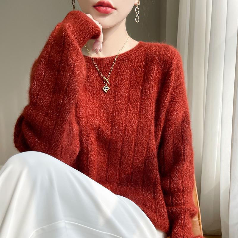 Women's White Silk Cashmere Loose Round Neck Sweater - Age-Reducing Solid Color Pullover
