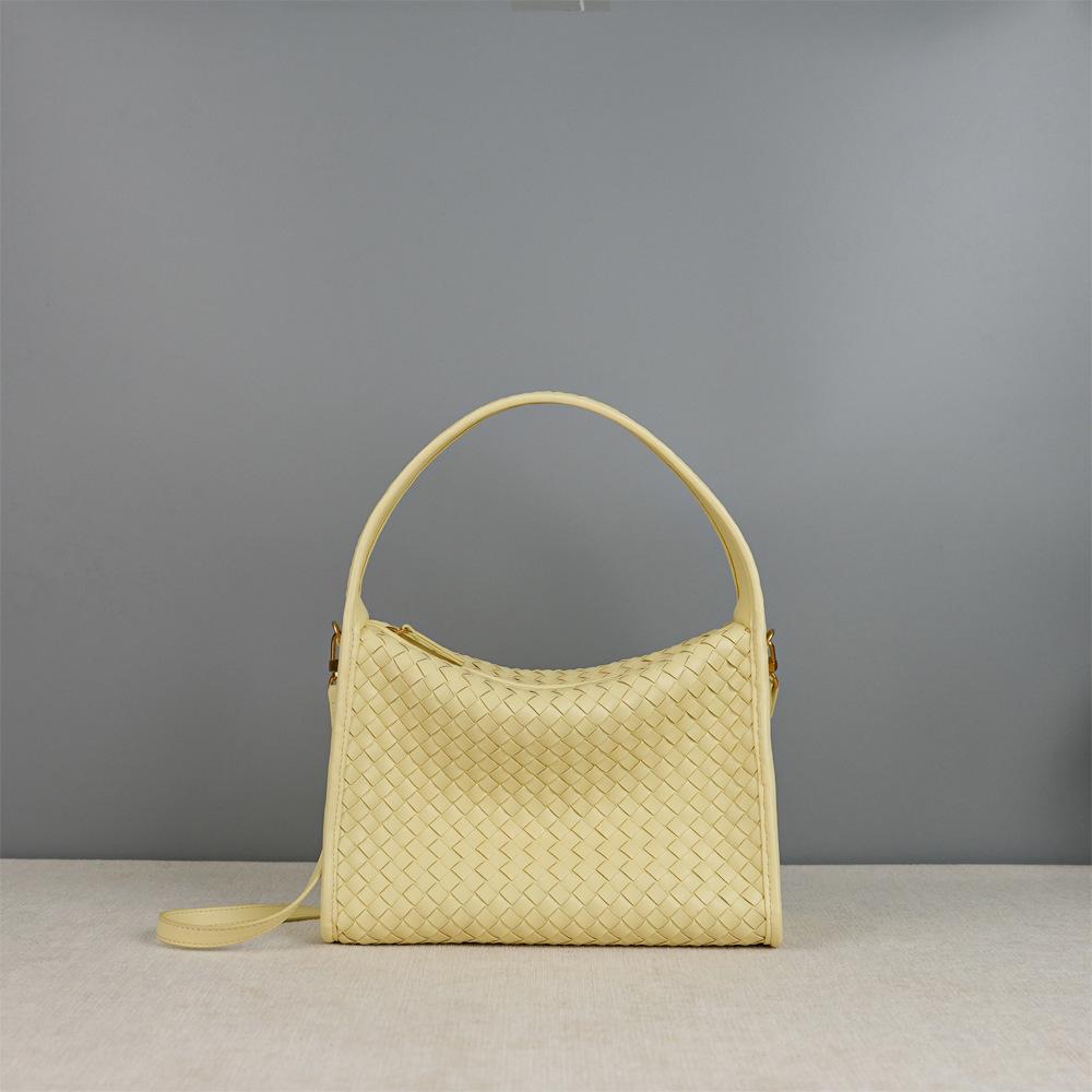 Women's 2026 Fashionable Woven Cowhide Shoulder Bag - Versatile & Simple Design