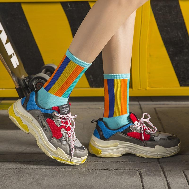 5 Pairs of Women's Rainbow Striped Socks, Fashionable, Comfortable, Soft, Breathable, Cute Candy Colored Mid Tube Couple Socks