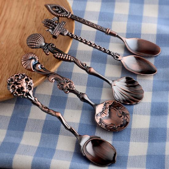 5Pcs/Set Coffee Scoop Antique Graceful Shape Alloy Royal Style Table Spoon for Home