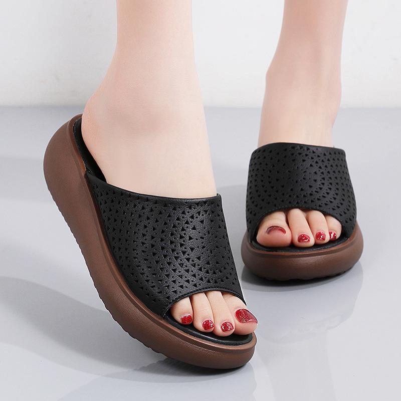 Women's Platform Beach Slippers - Thick-Soled, Flat Heel, Height-Increasing, Cool Style, Summer 2023