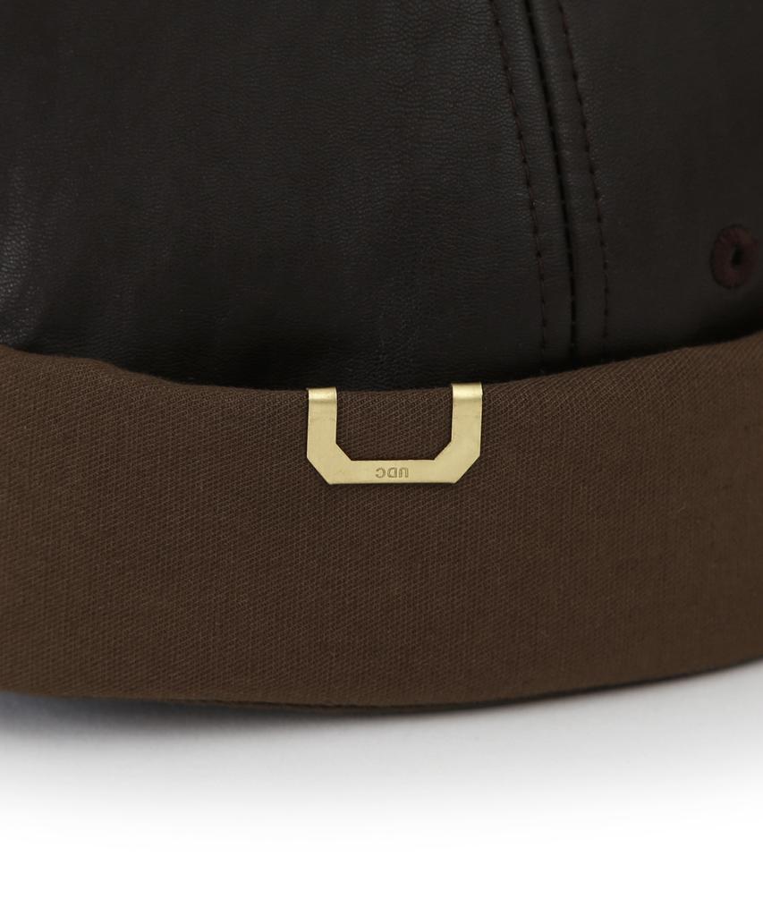 Eondeokeonteulolseutyudio Leather Brimless Cap Half Moon / Leather / Brown