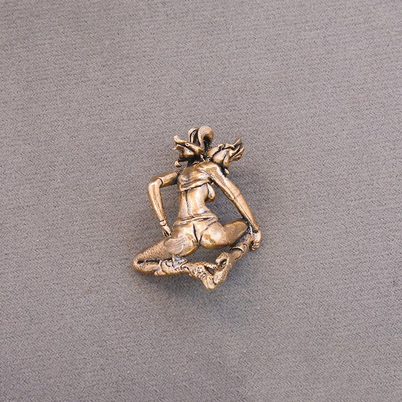 Figure di Ragazze Bellezza con Coda di Cavallo in Ottone Miniature Ornamenti da Scrivania Personaggi Metallici Retrò Modello Artigianato Decorazioni per la Casa Accessorio