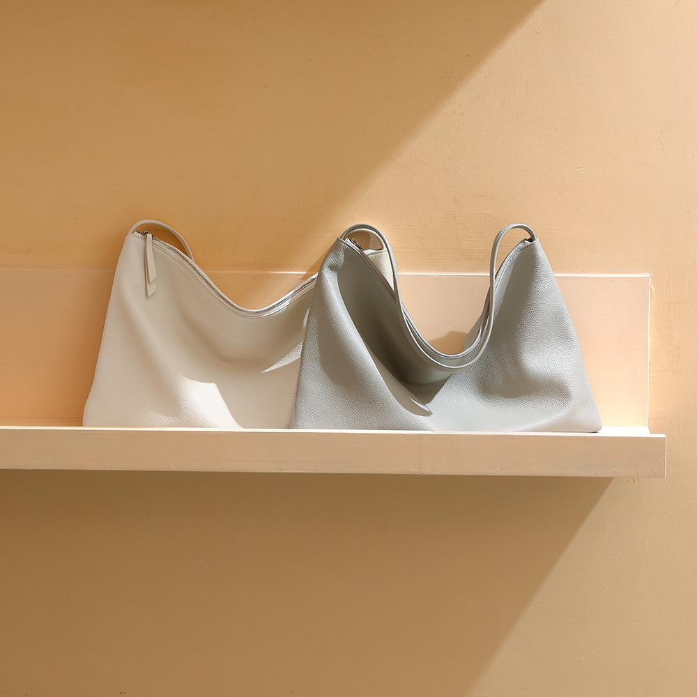 Leather Women's Bag 2025 New Fashion Trend Armpit Bag Urban Simple Style Bag Large Capacity Tote Bag