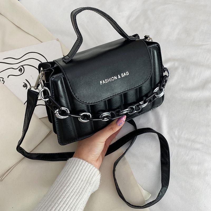 

Сумка Женская 2024 Весна Новая Женская Сумка Мода Вышивка Нить Цепь Сумка на Плечо Тренд Кроссбоди Маленькая Квадратная Сумка Женская Сумка чёрный