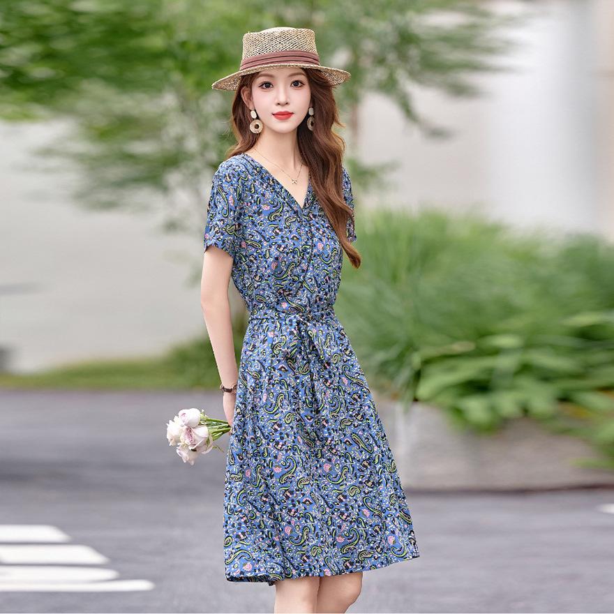 Floral dress women's  new fashion V-neck slim and thin medium and long short-sleeved chiffon skirt tide