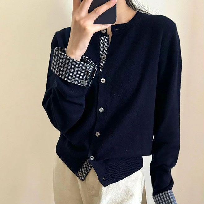 Women's Gray Plaid Fake Two-Piece Knit Cardigan - Lazy Korean Style, Loose Fit for Spring and Autumn.