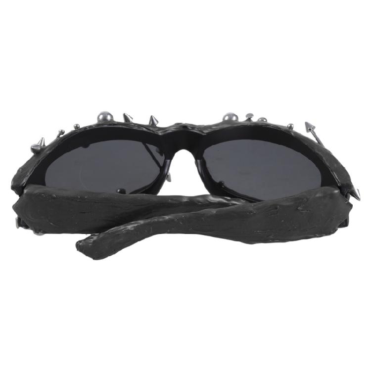 Stylish Rivet Frame Sunglasses with UV380 Protections for Women Men Unisex Everyday Use Eyeglasses Dance Show Props