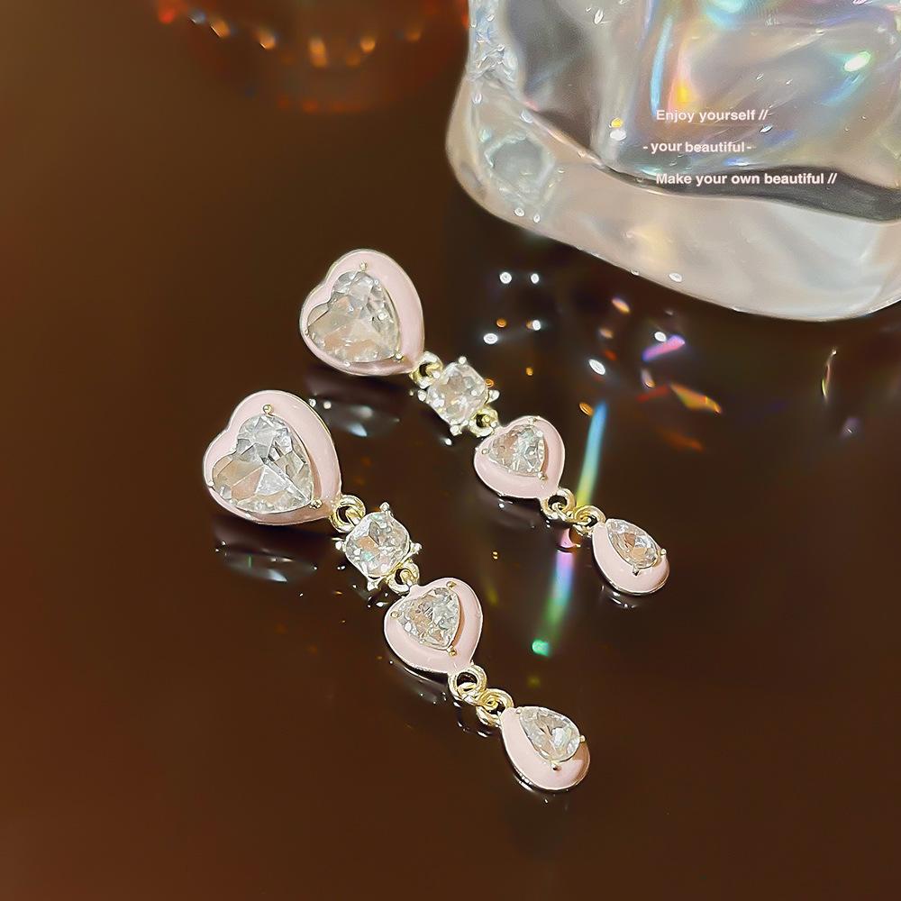 Girl pink earrings silver needle high sense Joker sweet earrings studded love earrings female.