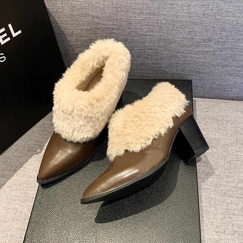 

Sheepskin version~ high-end pointed loafers women s retro one-pedal fluffy single shoes high-heeled thick velvet warm cotton shoes 41