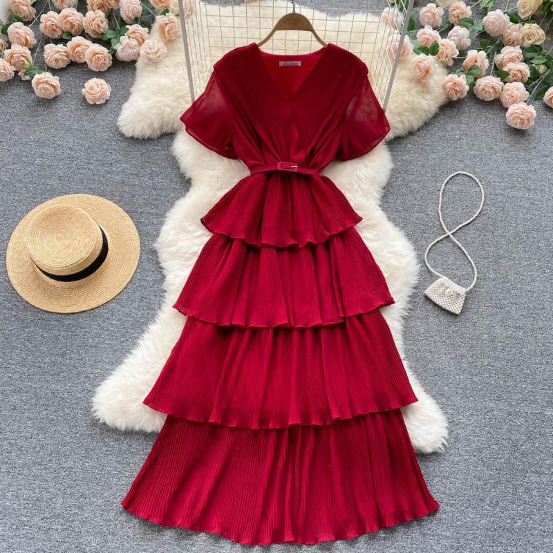 French niche design sense elegant temperament V-neck cake dress women's lace-up waist seaside vacation chiffon skirt