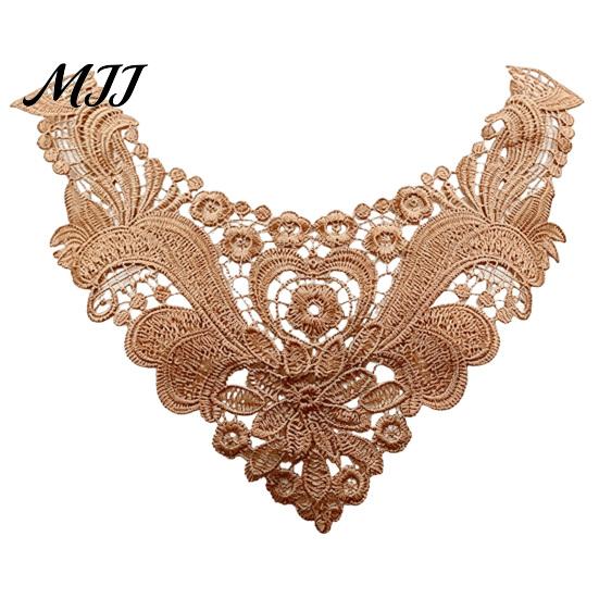 White Lace Collar for Sewing Floral Insert, Embroidery V-neck Neckline Applique, Elegant Fashion Enhancement Hollow Petal Design, Polyester Decorative