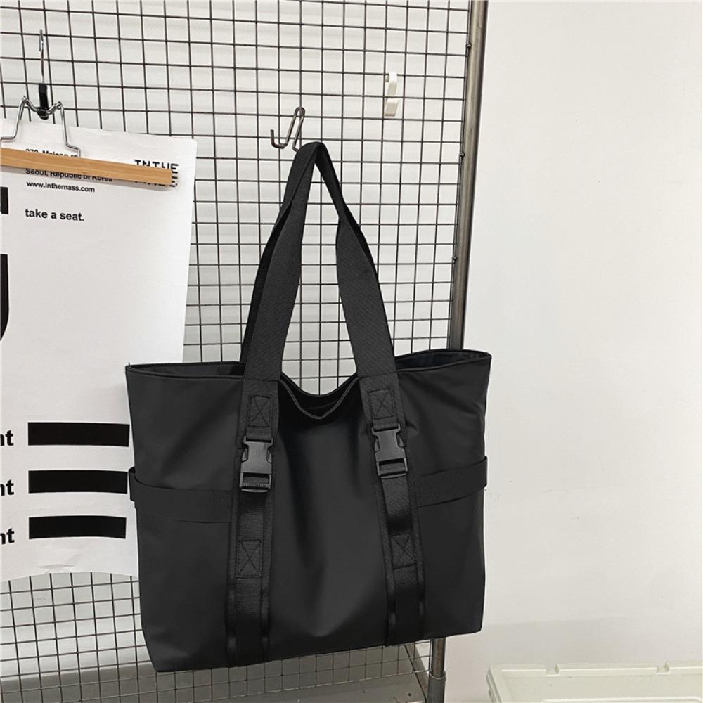 Waterproof Male Tote Bag Large Capacity Nylon Duffle Bag Zipper Men Shoulder Bag  Streetwear