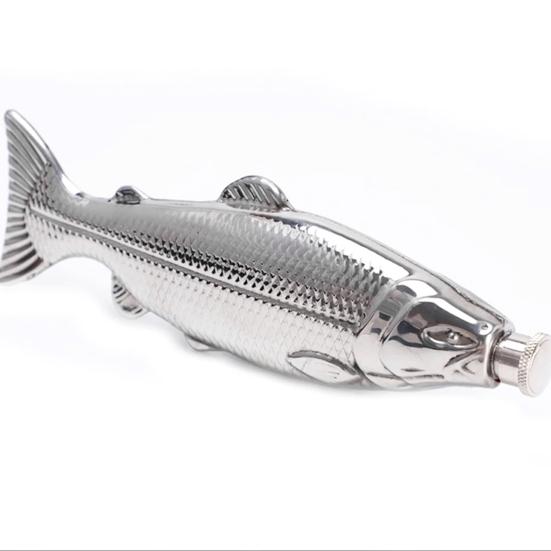 Fiskeformet lommelærke 5 oz Rustfritt stålflaske Lekkasjesikker Sklisikker Lomme-spritflaske for Utendørs Reiser Fiske Camping Fest Drikkeglass