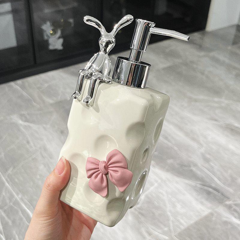 Bow Ceramic Lotion Bottle Silver Rabbit Soap Container Bathroom Accessories High-grade Makeup Remover Shampoo Storage Bottle New