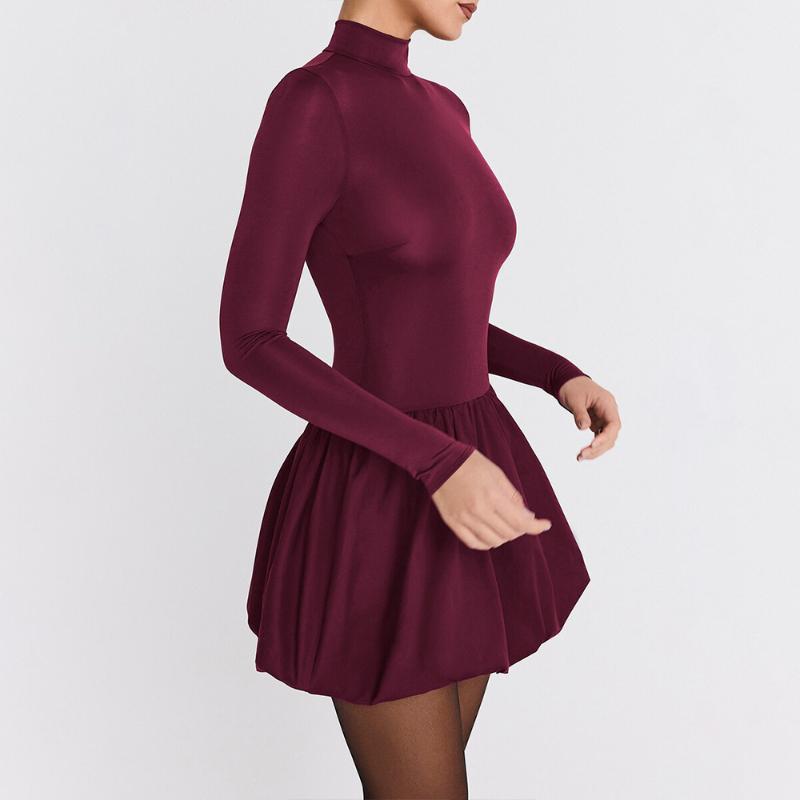 Elegant and Slim Fit Sexy High Neck Long Sleeved Pleated A-line Skirt Dress from Europe and America
