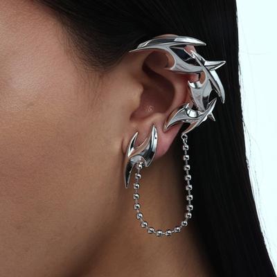 Vintage Punk Silver Color Metal Dart Ear Clip Earrings for Women Men Trendy Irregular Tassel One-Piece Ear Clip Jewelry Boucle