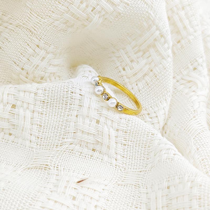 Luxus Zirkon Perlen Edelstahl Ring - High-End Titan Modeschmuck für Damen