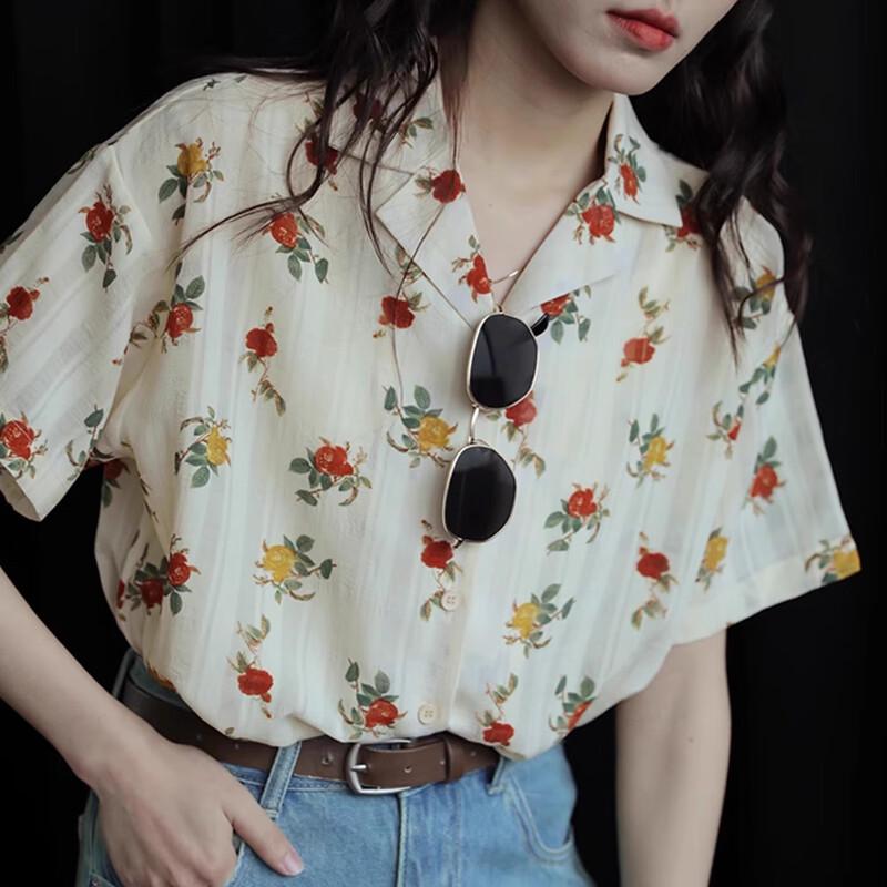 

Women s Retro Floral Short Sleeve Shirt L
