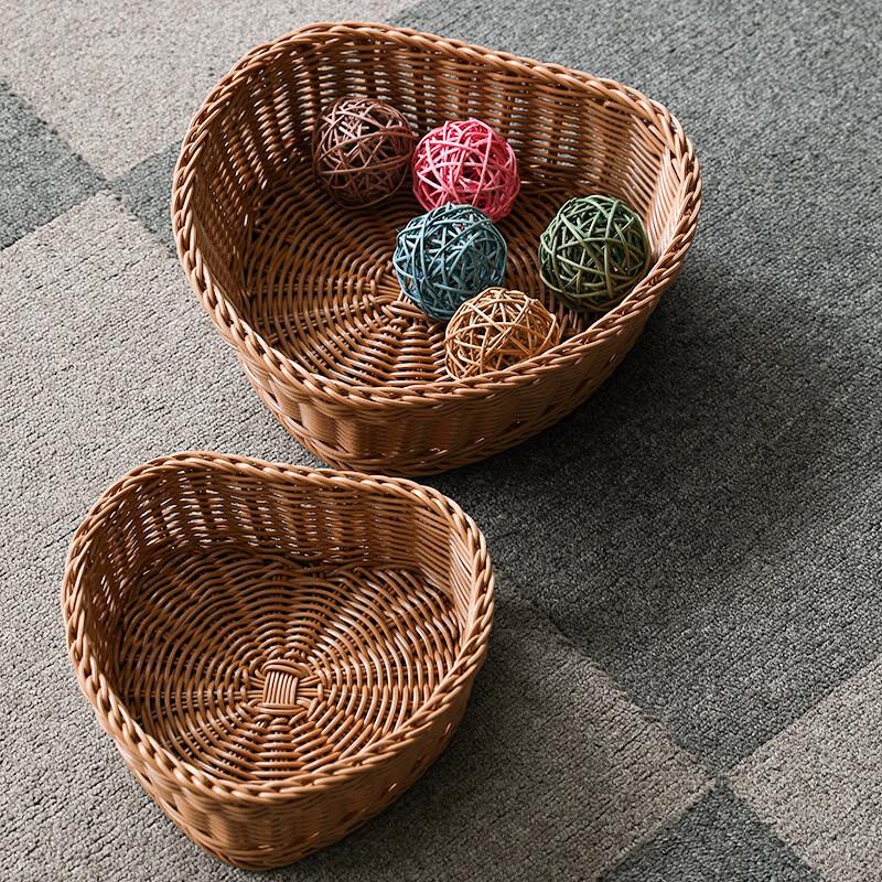 Heart-shaped Faux Rattan Woven Fruit Basket