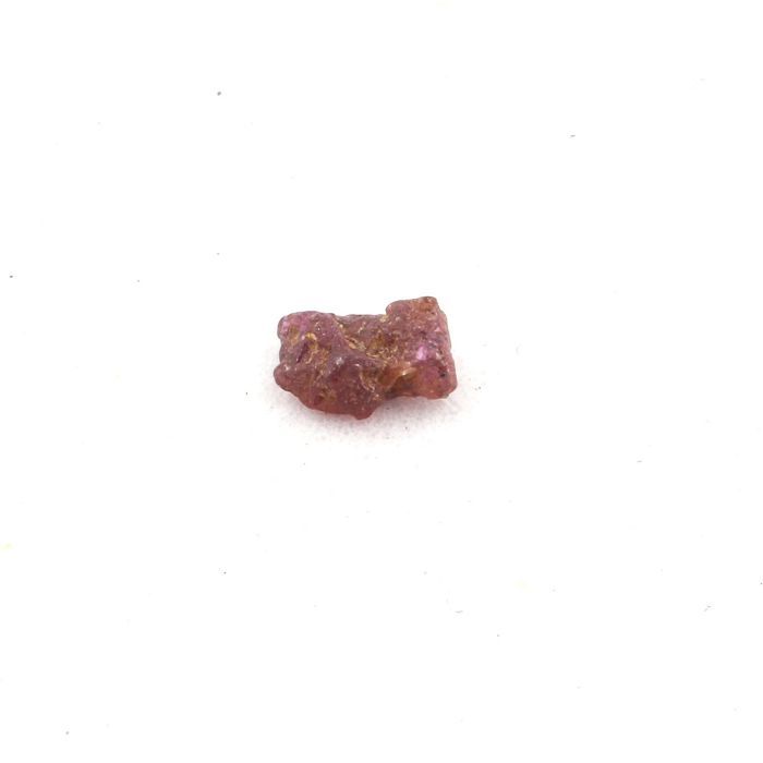 Pierres et Minéraux. Rubis. 0.30 ct. Ambatondrazaka, Alaotra-Mangoro, Madagascar.
