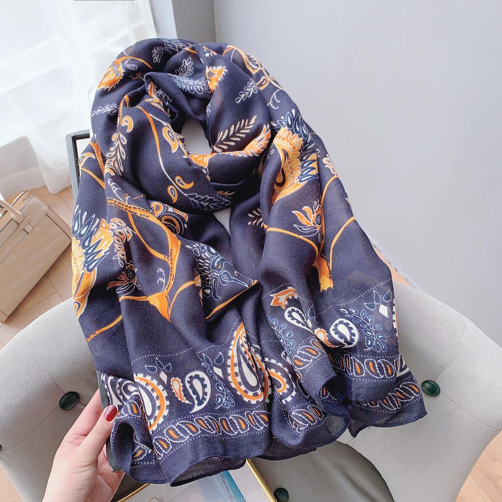 Scarf women's winter high-end fashion high-end warm shawl 2025 new cotton and linen feel versatile scarf