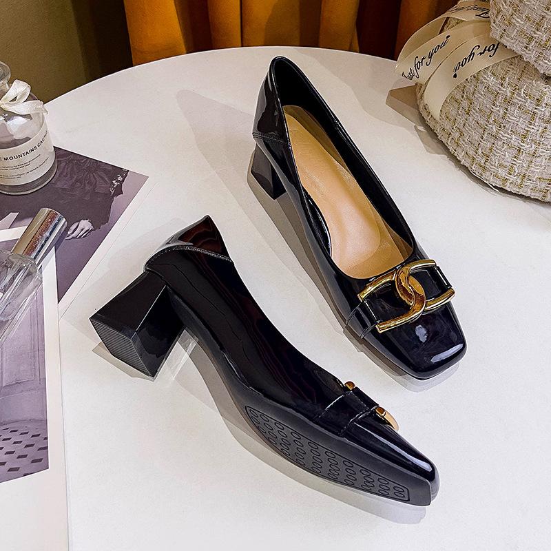 Thick Heel High Heels Women's New Models Are Not Tired Feet Red Wedding Shoes 2025 Spring and Autumn Women's Shoes French Light Mouth Square Head Si