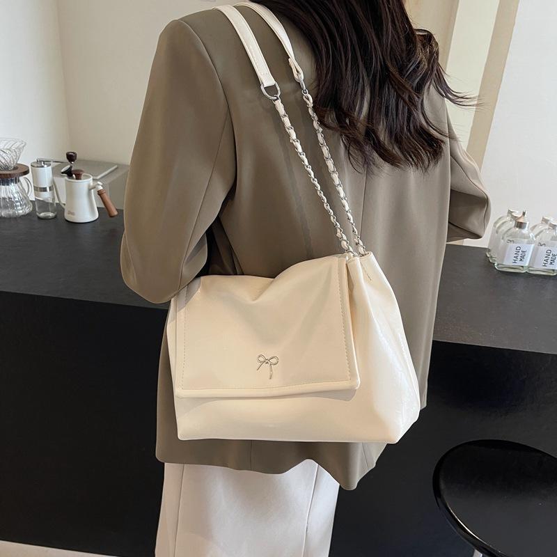 

Премиальная сумка для поездок на работу женская новинка 2024 года серебристая сумка через плечо большая вместительная сумка через плечо сумка-тоут белый