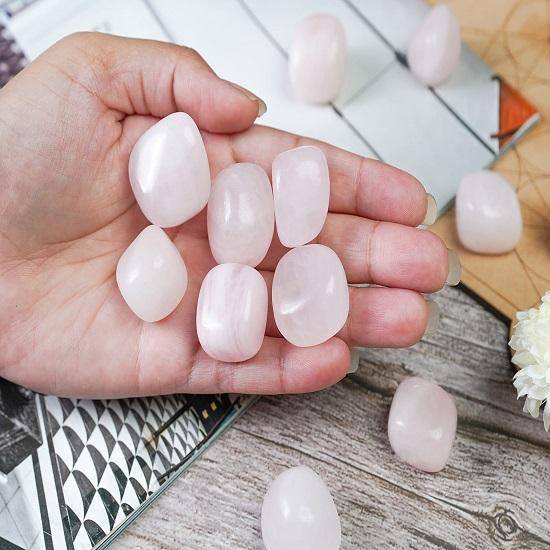 Rose Quartz Tumbled Stones Reiki Chakra Healing Decorative Pebbles, Vase Fillers Tumble Stone for Jewellery Gift Item 13 Pieces Set