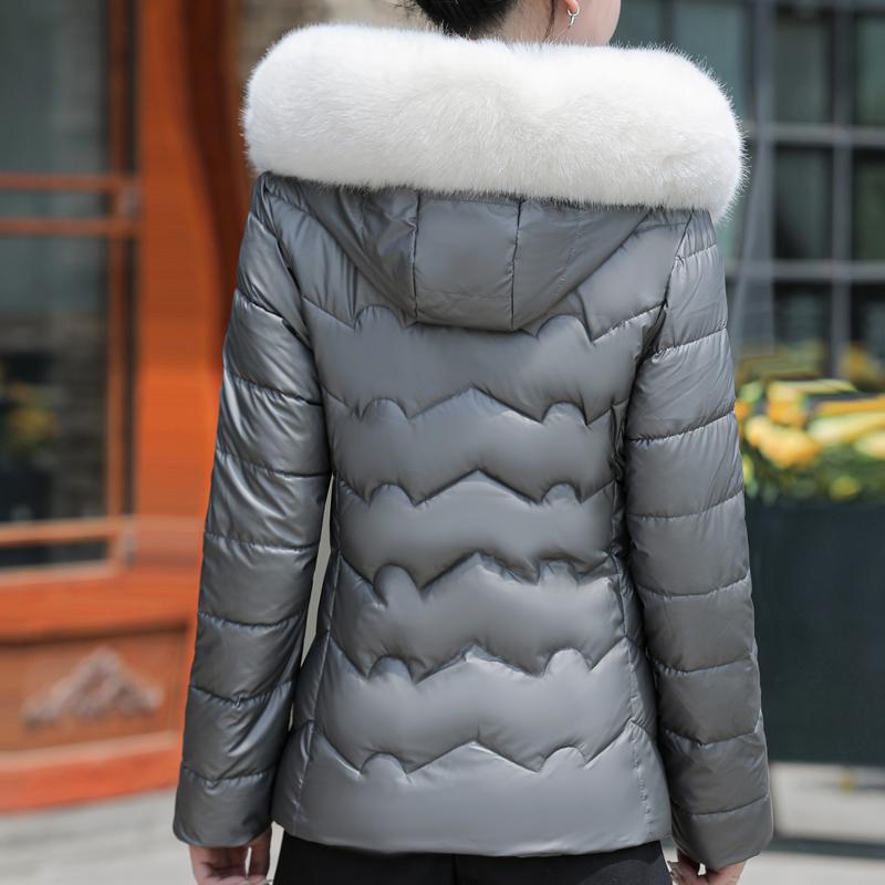 Fashion Winter Short Parkas Female Outerwears Hooded Faux Fur Collar Lady Jackets Thick Warm Elegant Coats