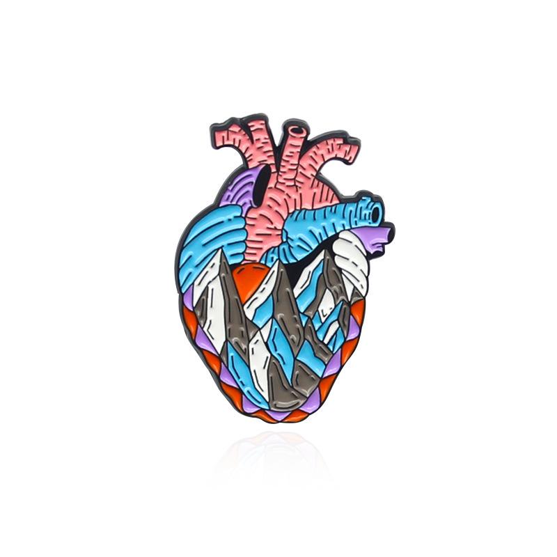 Stylish Heart Design Alloy Brooch - Trendy Iceberg Organ Badge Ornament