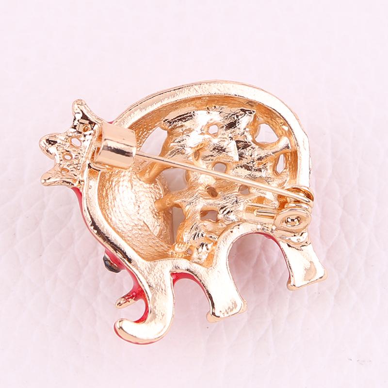 Nouveaux Animaux Éléphant Émail Épingles Rouges Badge Broches Pour Femmes Hommes Bijoux de Mode Rétro Perle Cristal Broche Épingles