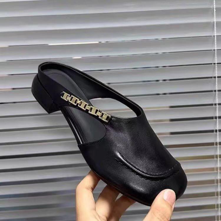 

Versatile square head half slippers women s outer wear 2025 new summer bag head lazy flat bottom one pedal Boken cool slippers 40